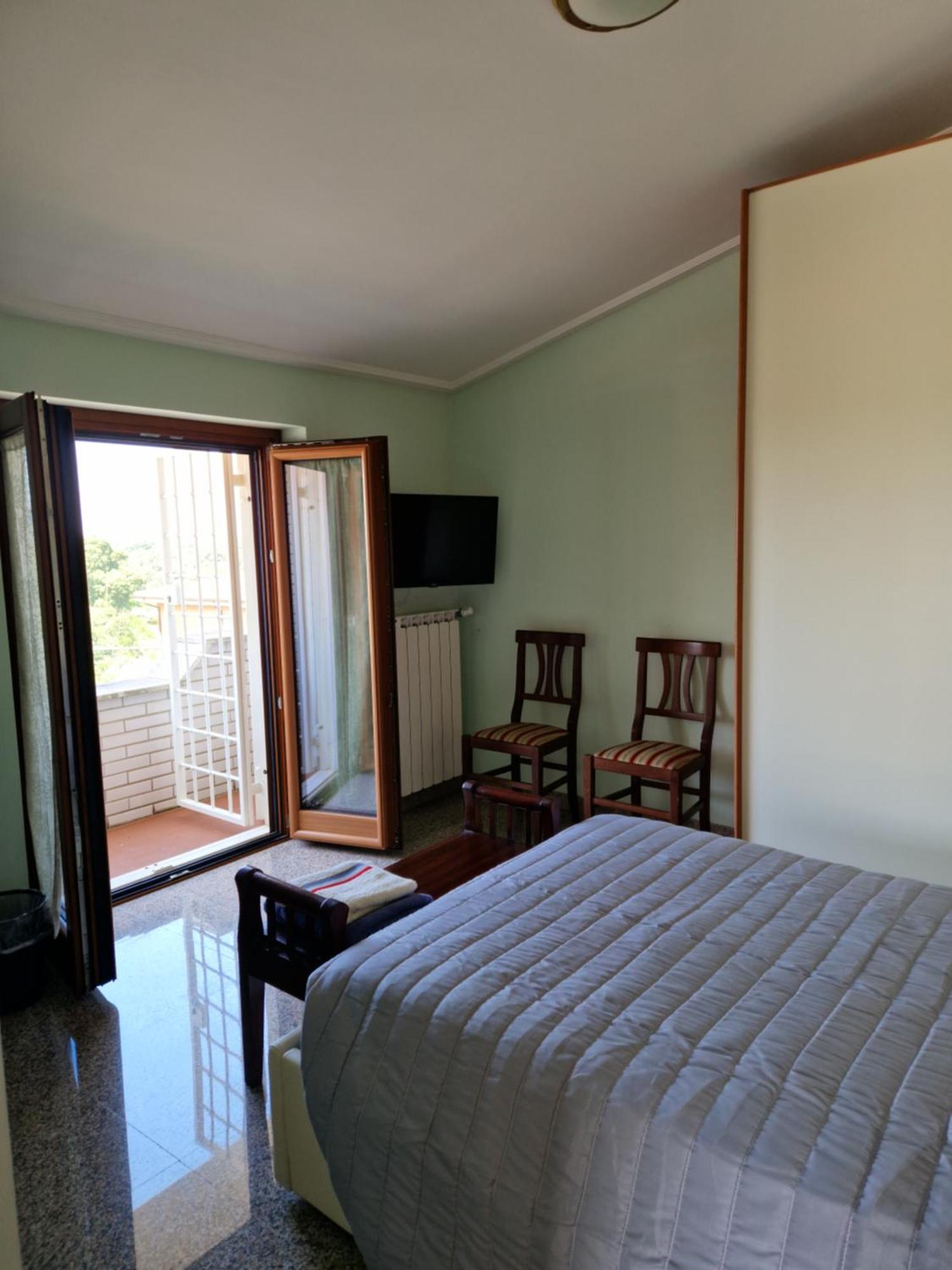 ホテル Castelbarco House B ローマ エクステリア 写真