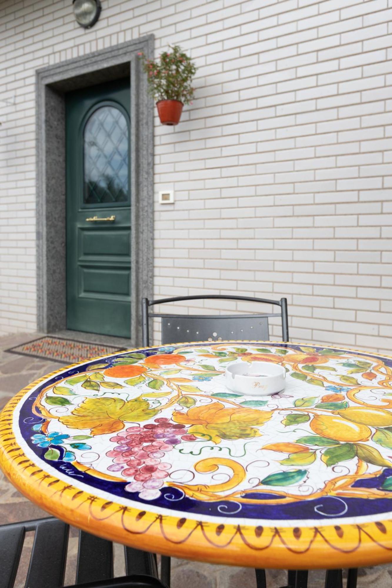 ホテル Castelbarco House B ローマ エクステリア 写真