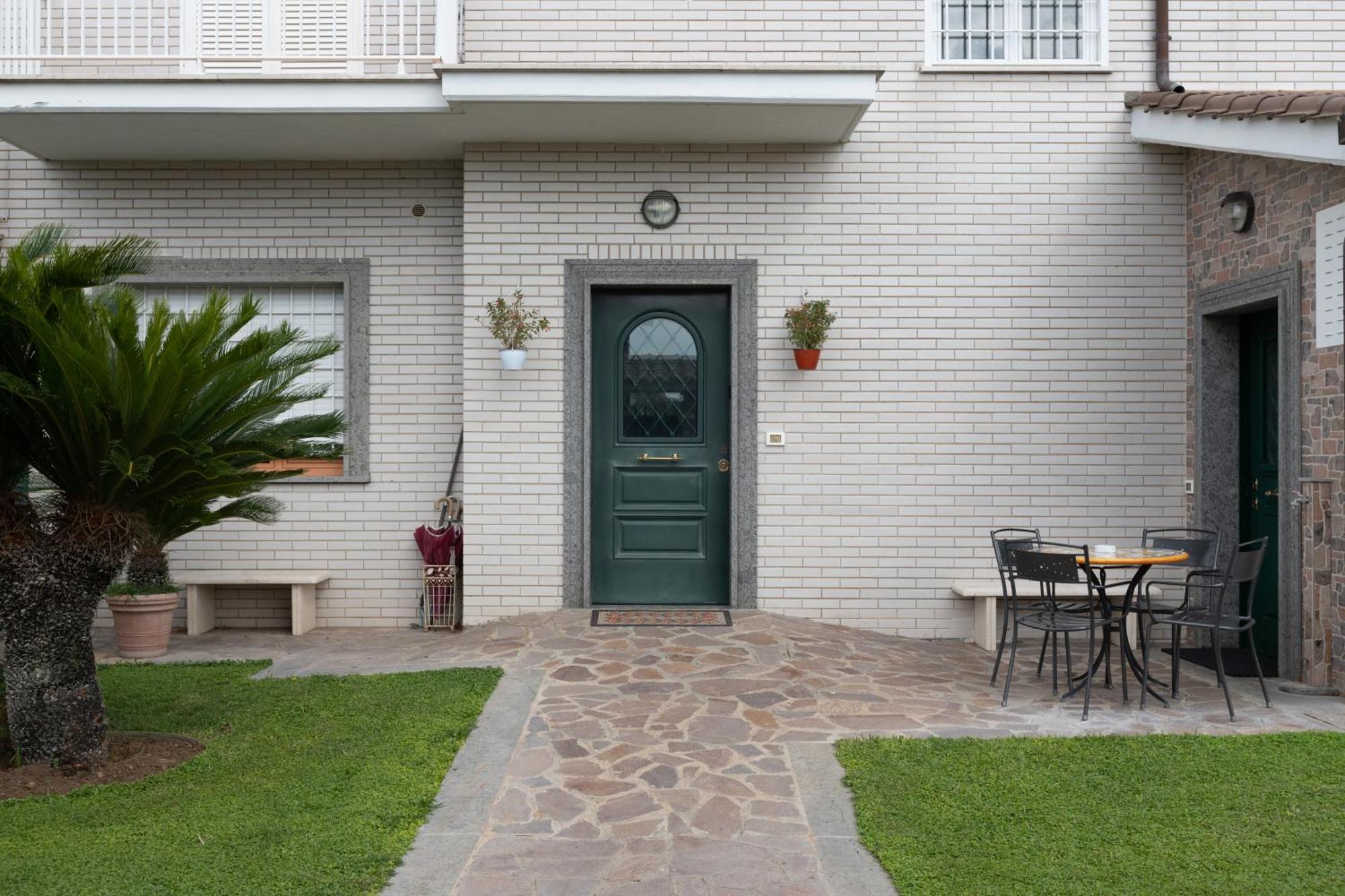 ホテル Castelbarco House B ローマ エクステリア 写真